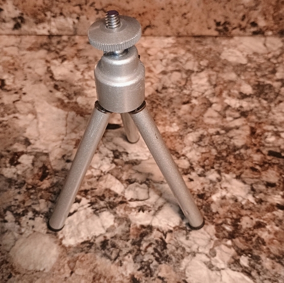 Phone Camera Silver Black Metal Metallic Tripod - Picture 3 of 3
